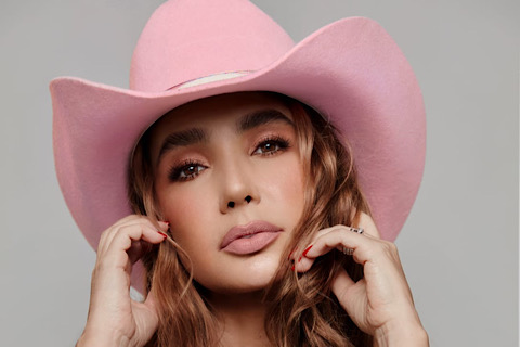 Paola Jara acapara las plataformas digitales con “Murió el amor”
