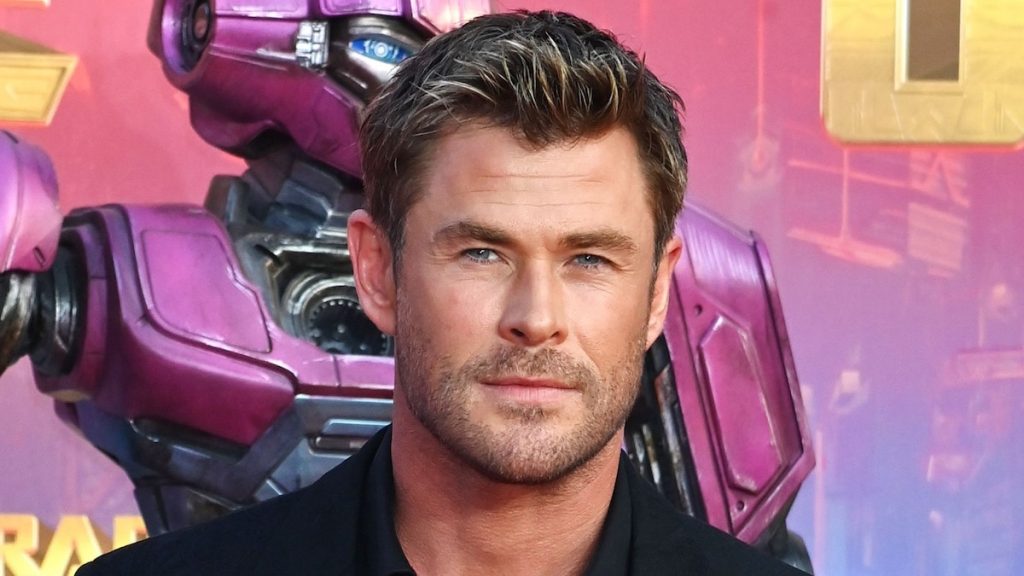 Chris Hemsworth y Drew Barrymore revelan que estaban demasiado nerviosos para presentarse el uno al otro