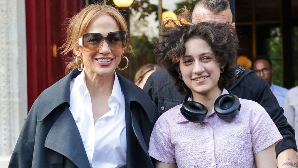 Jennifer Lopez pasa tiempo de calidad con sus hijos Emme y Max en medio de un nuevo capítulo de vida