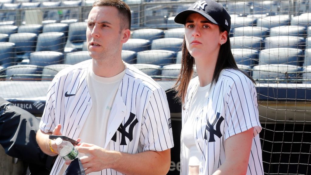 El novio de Caitlin Clark consigue un nuevo trabajo como entrenador asistente de baloncesto