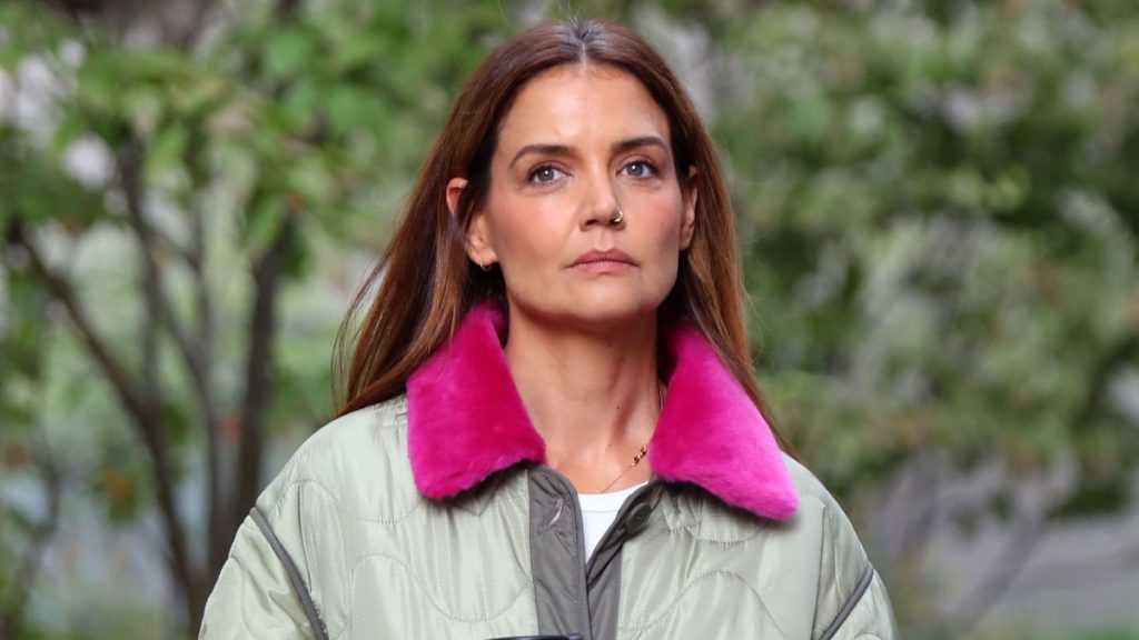 Katie Holmes es la reina del otoño con sus últimos outfits casual chic (FOTOS)