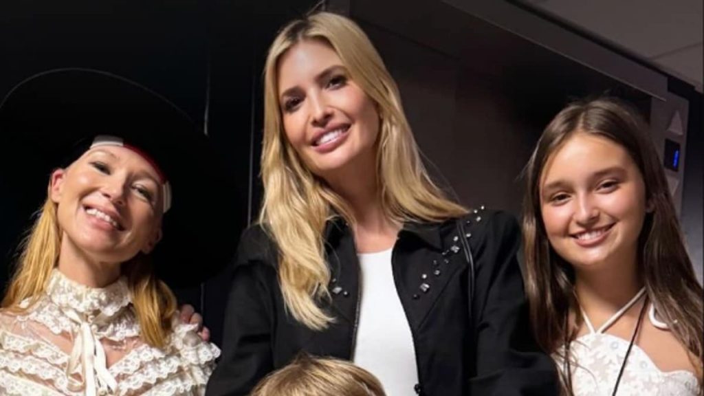 Ivanka Trump maravilla a sus hijos en el concierto de Jewel porque se 'enamoraron' de las canciones de su infancia