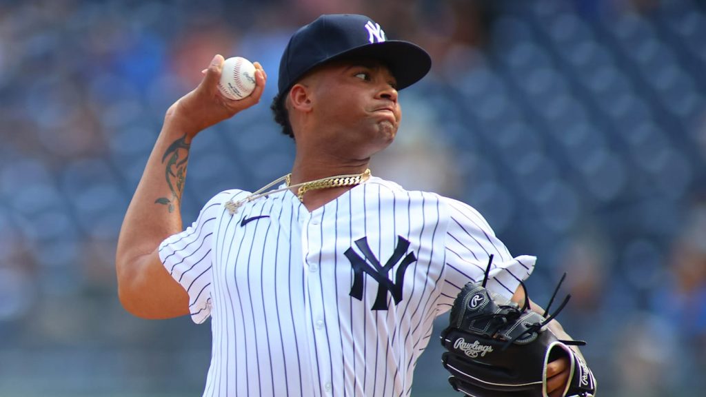 Manager de Yankees explica por qué Luis Gil no será el abridor del Juego 3