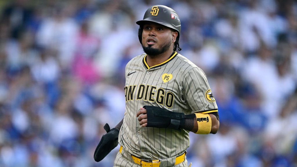 4 primera base que pueden firmar los Padres si cambian a Luis Arráez en 2025