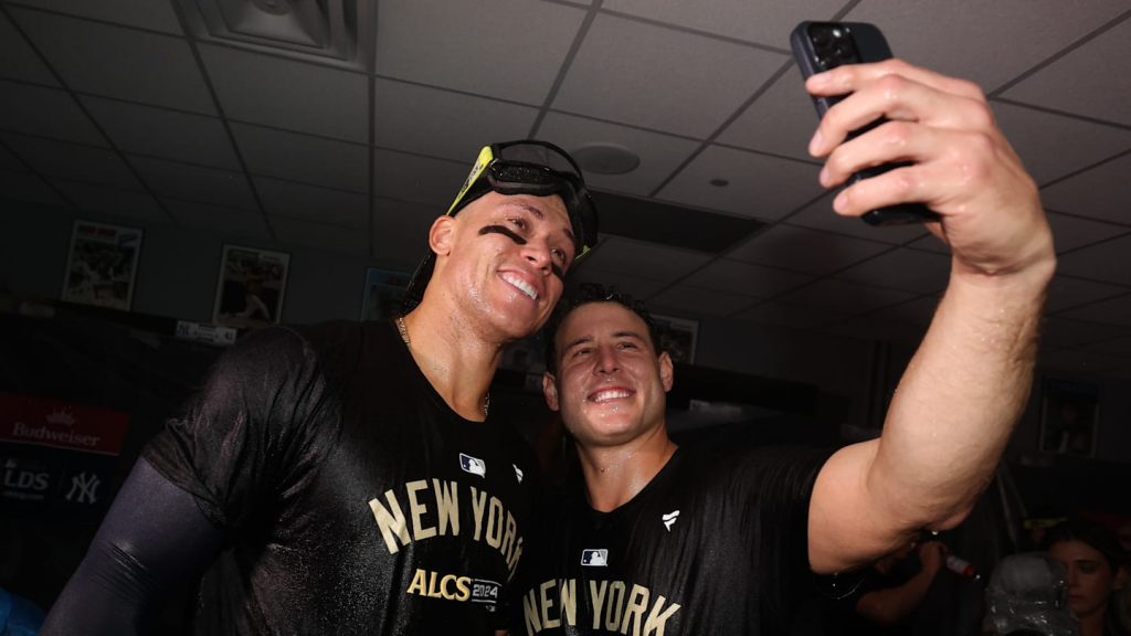 Anthony Rizzo y Stroman regresan al roster de Yankees para la Serie de Campeonato