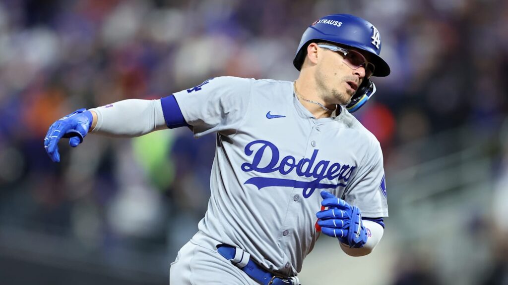 Kiké Hernández es uno de los 8 jugadores activos de MLB con más jonrones en playoffs