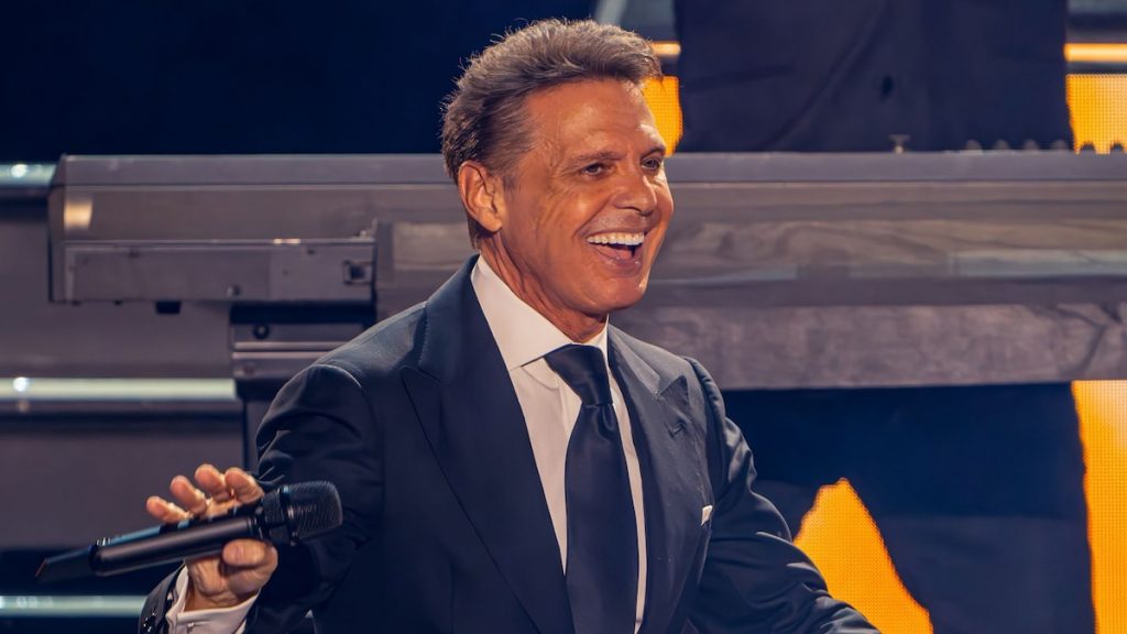 Luis Miguel llora cantando ‘La Incondicional’ en un show reciente