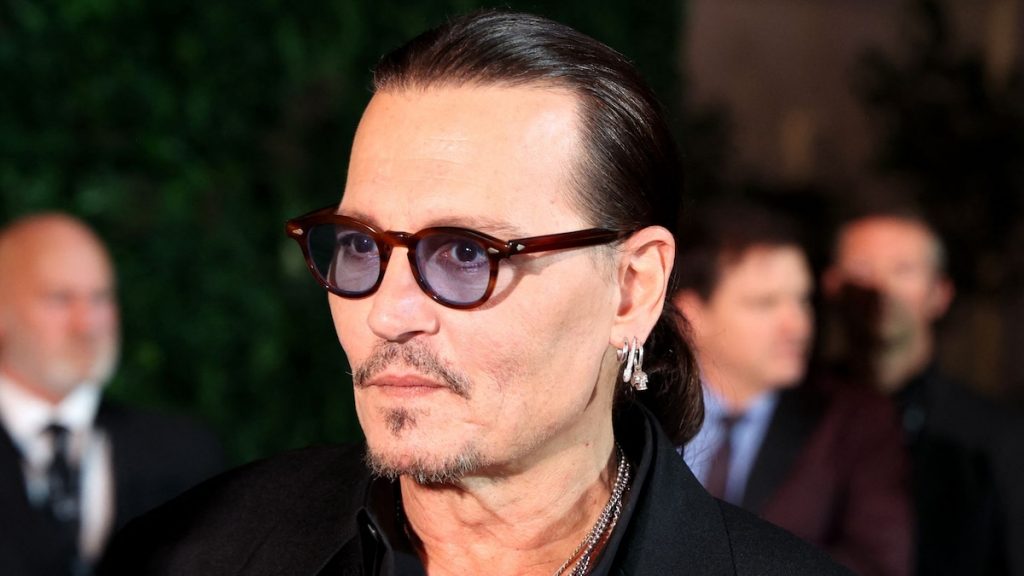 Johnny Depp aplaude el debut de Robert Downey Jr. en Broadway en ‘McNeal’