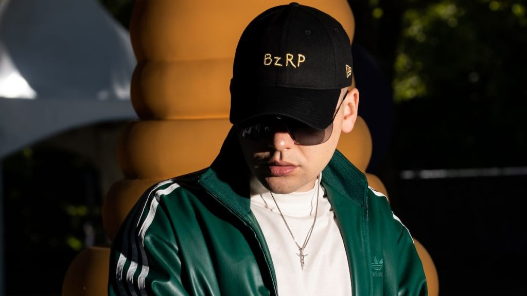 Bizarrap sin gafas de sol: DJ argentino fue captado durante el partido de fútbol de Lionel Messi