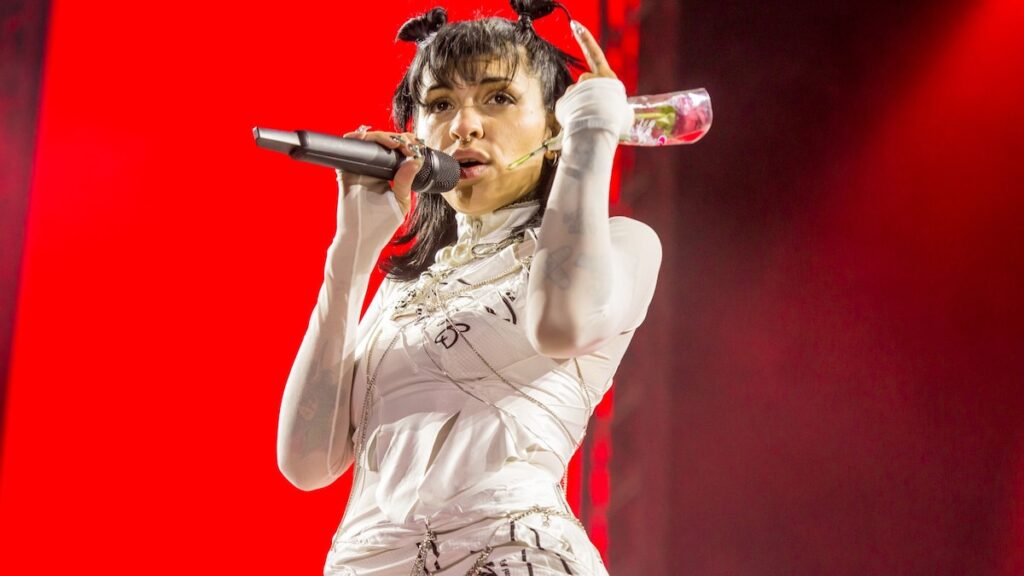 Cazzu rompe su silencio y aborda por primera vez su ruptura con Christian Nodal