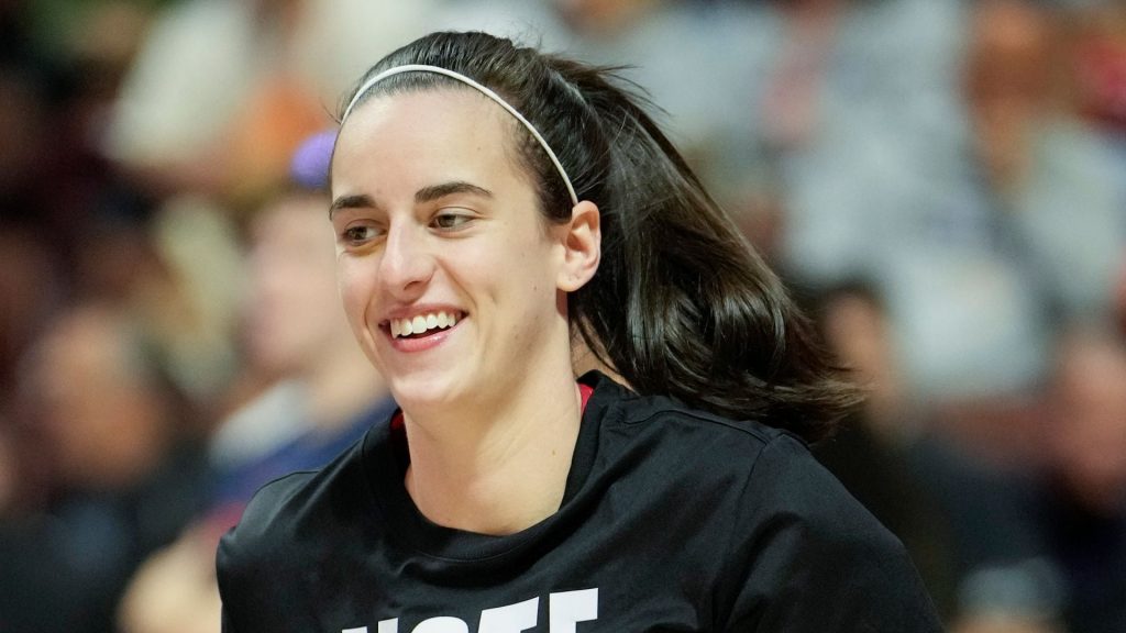 Caitlin Clark gana la Novata del Año de la WNBA 2024 y su reacción no tiene precio