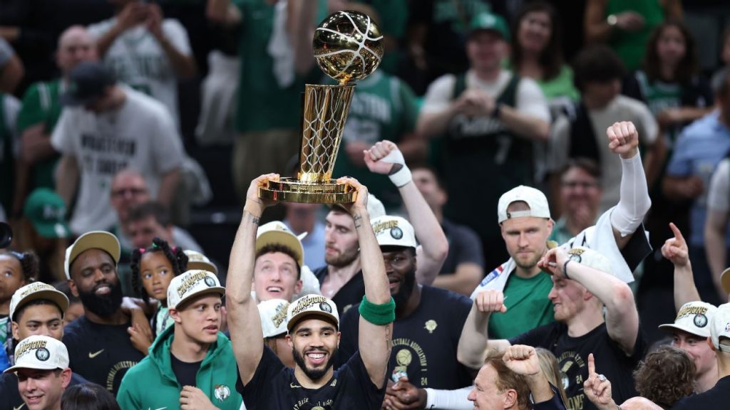 Gerentes de NBA eligen a Celtics para repetir como campeones