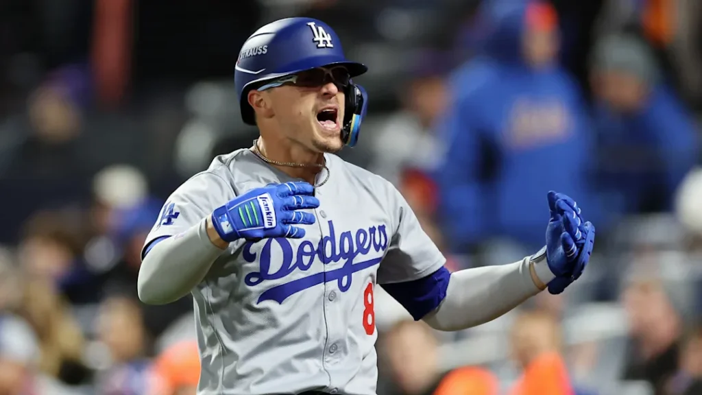 Kiké Hernández entra en club de inmortales de los Yankees con sus números en playoffs