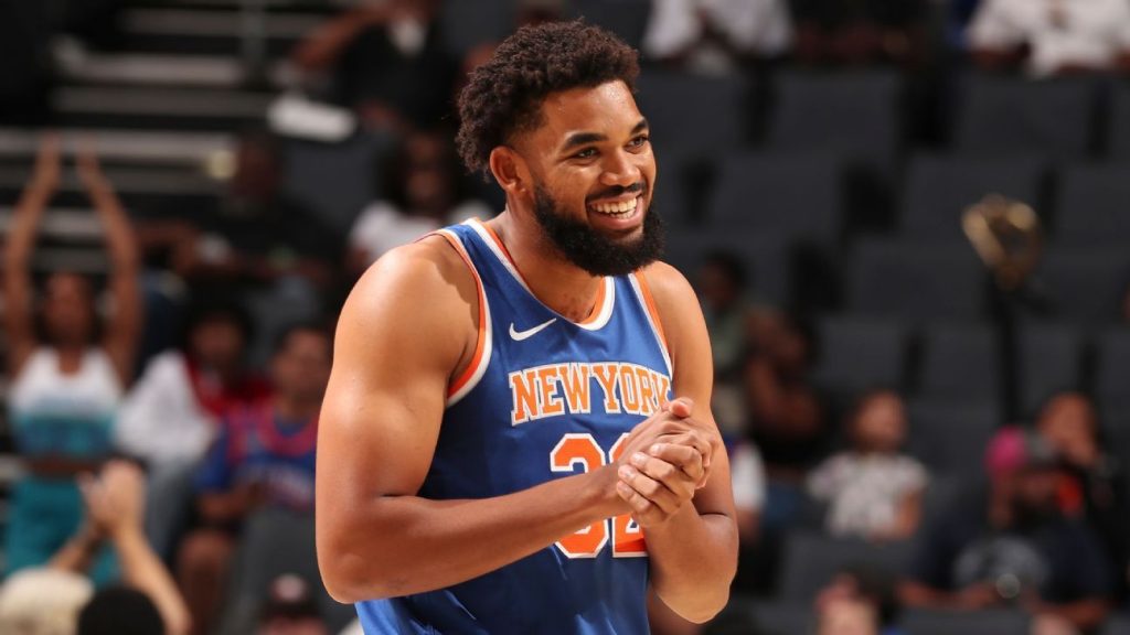 Karl-Anthony Towns debuta con los Knicks en pretemporada con 10 puntos