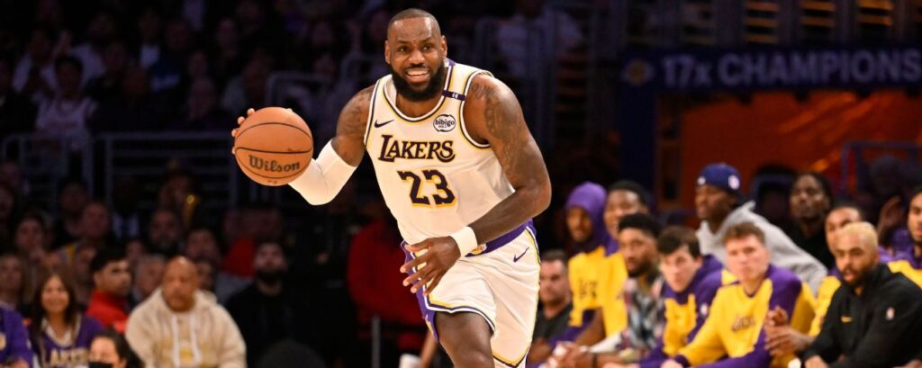 LeBron, Halloween y dos fechas que siempre marcan en la temporada