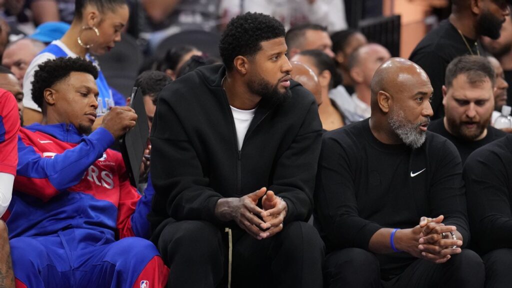 Paul George será baja al menos dos juegos más, según 76ers