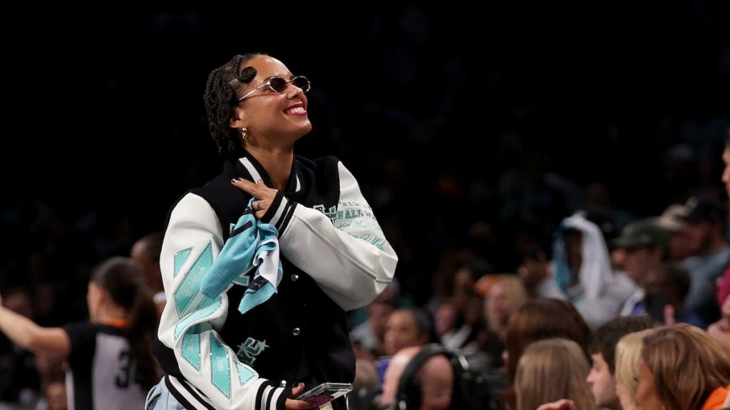 Alicia Keys sorprende al equipo New York Liberty con una celebración épica en el vestuario tras su victoria