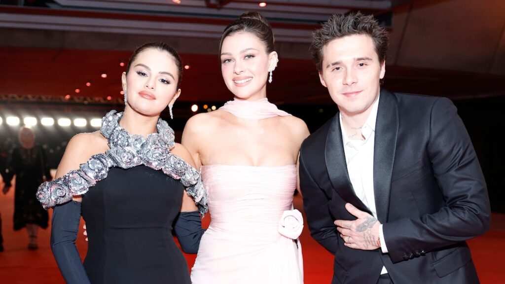 Brooklyn Beckham habla de las ‘citas dobles’ con Selena Gomez y Benny Blanco: ‘Los amo a ambos’