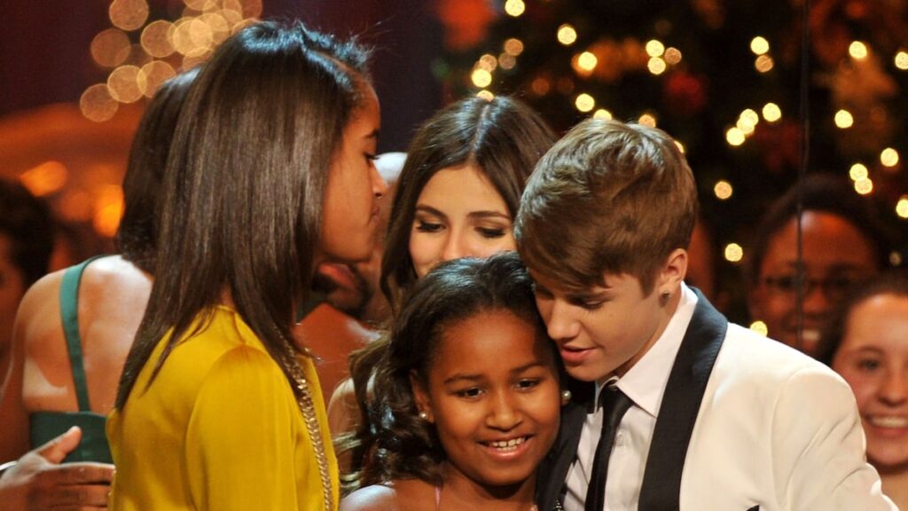 Esa vez Sasha y Malia Obama conocieron a Justin Bieber