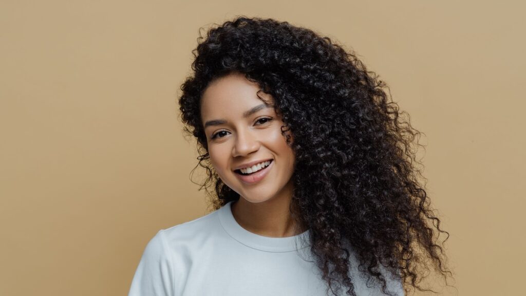 10 mejores remedios caseros para el cabello muy seco y encrespado