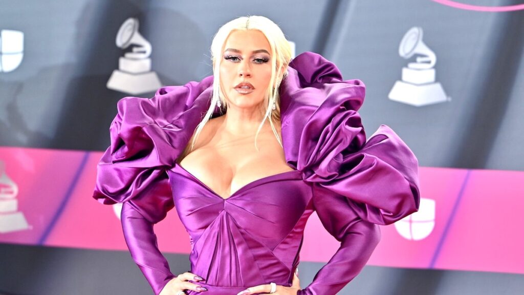 Christina Aguilera revela la adorable tradición familiar que su prometido Matthew Rutler y sus hijos, Max y Summer, aman cada año.