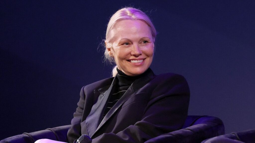 Mira a Pamela Anderson en ‘La última corista’, la película que le está ganando el Oscar