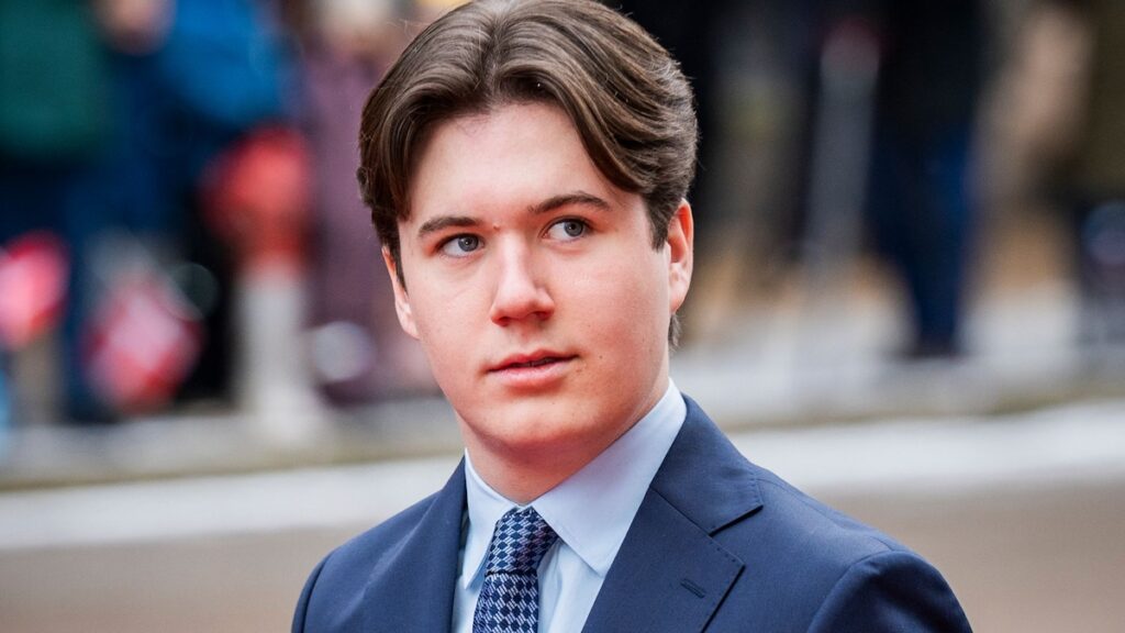 El hijo de la reina María, el príncipe heredero Christian, revela lo que sigue para él