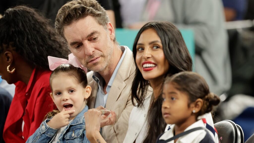 Vanessa Bryant celebra el cumpleaños del hijo de Paul Gasol con dulce mensaje: Su vínculo especial Vanessa Bryant celebra el cumpleaños del hijo de Paul Gasol con dulce mensaje: Su vínculo especial