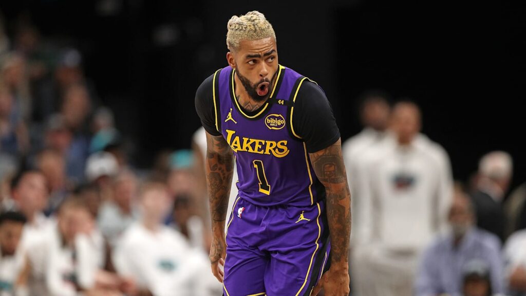 ¿Por qué los Lakers reducirán los minutos de D’Angelo Russell tras últimas derrotas?
