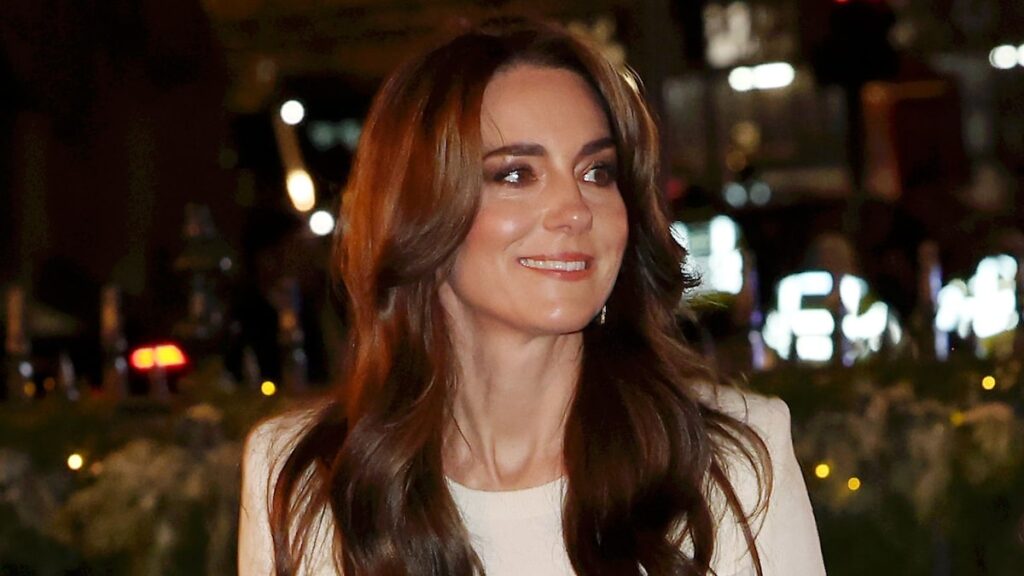 La Princesa de Gales escribe sobre el amor en una carta especial La Princesa de Gales escribe sobre el amor en una carta especial