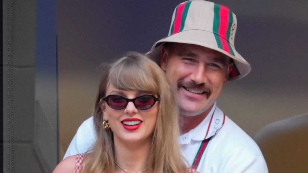 Taylor Swift y Travis Kelce celebran un gran hito con sus amigos