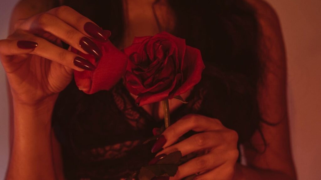 7 cantantes latinas que convirtieron la angustia en éxitos récord