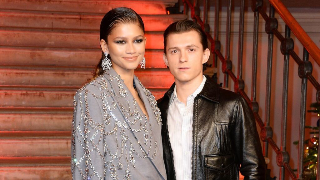Zendaya y Tom Holland quieren reunir a sus familias para Navidad Zendaya y Tom Holland quieren reunir a sus familias para Navidad