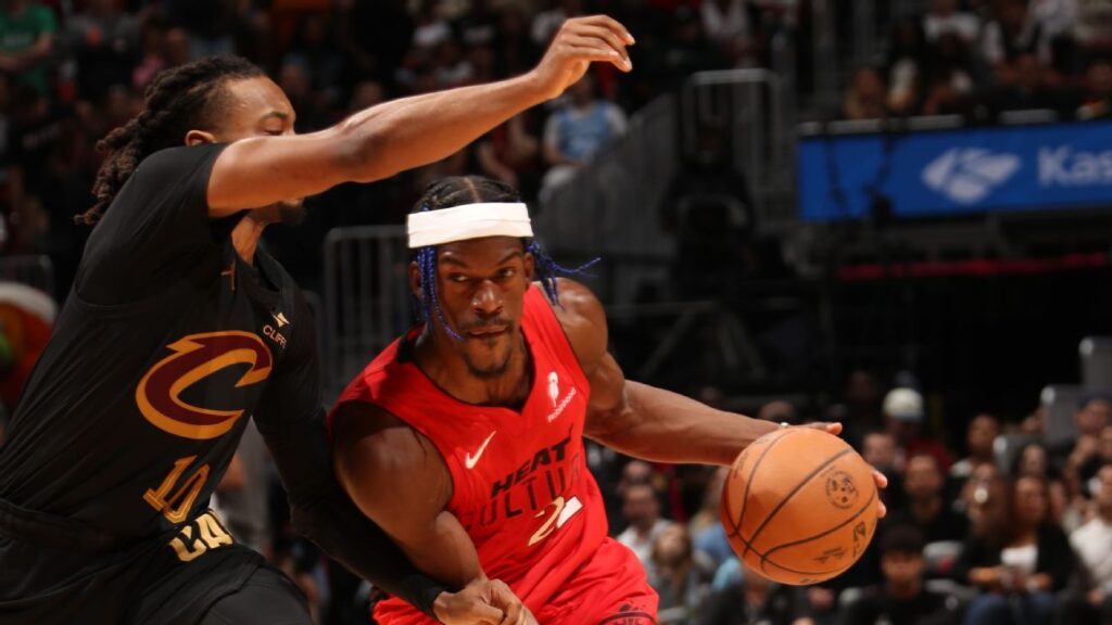 Cavaliers tropezó en Miami y Lakers ganaron sin LeBron James