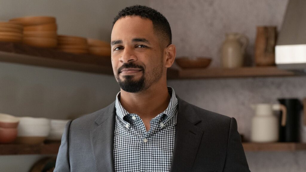Damon Wayans Jr. habla sobre ‘Shrinking’ y quién es la pareja adecuada para Gabby