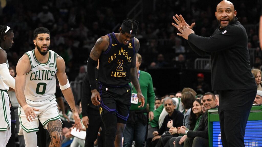 Lakers: el regreso de Vanderbilt se retrasó por líquido en la rodilla Lakers: el regreso de Vanderbilt se retrasó por líquido en la rodilla