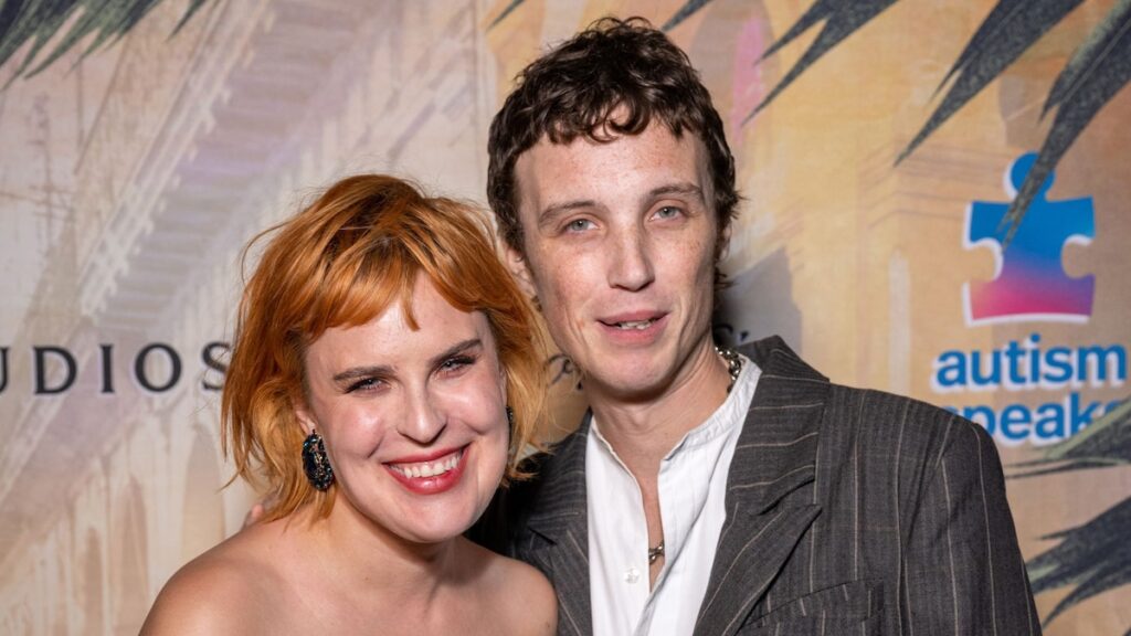 La hija de Bruce Willis y Demi Moore, Tallulah, anuncia su compromiso