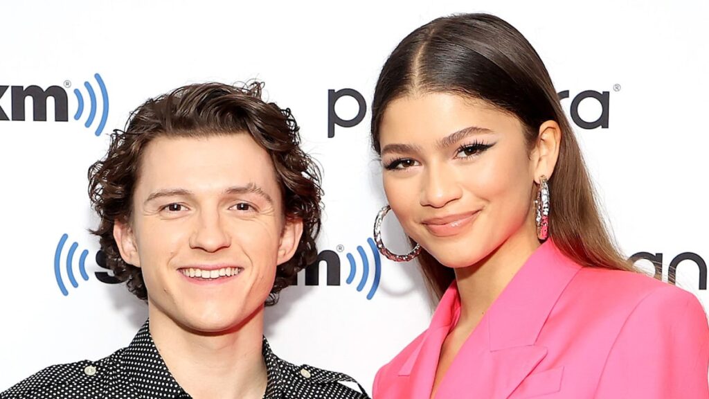 Tom Holland revela por qué no acompaña a Zendaya en la alfombra roja