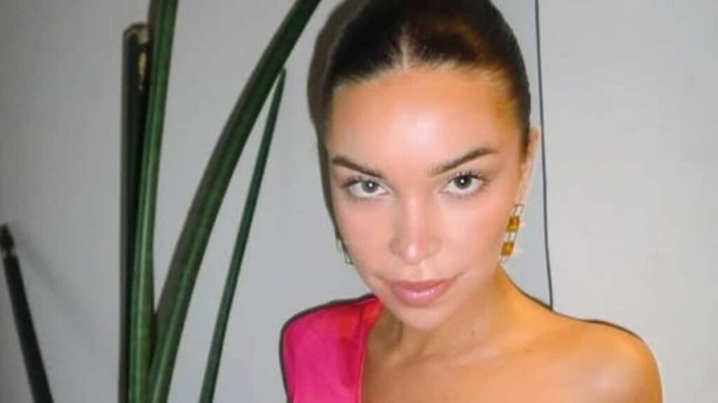 La novia de Cruz Beckham, Jackie Apostel, usa el atuendo blanco favorito de Lauren Sánchez