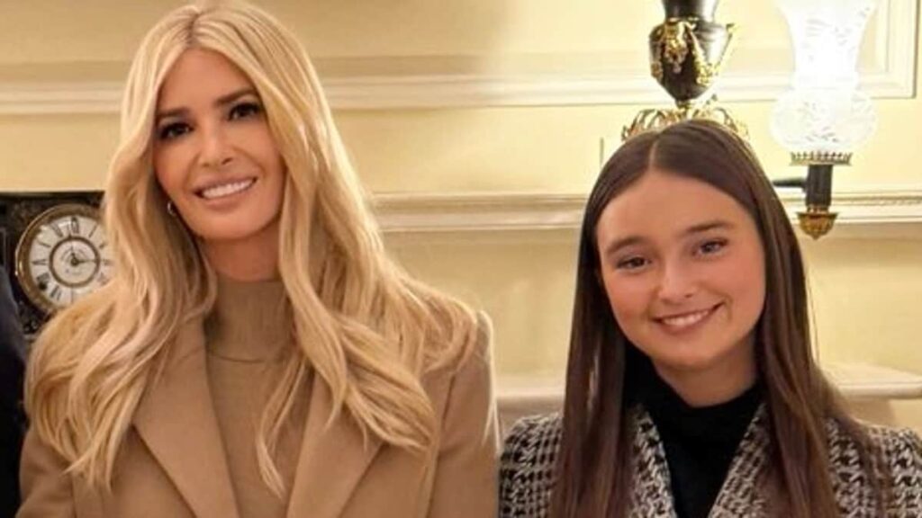 Arabella Kushner toma prestada una elegante pieza del armario de su mamá Ivanka Trump