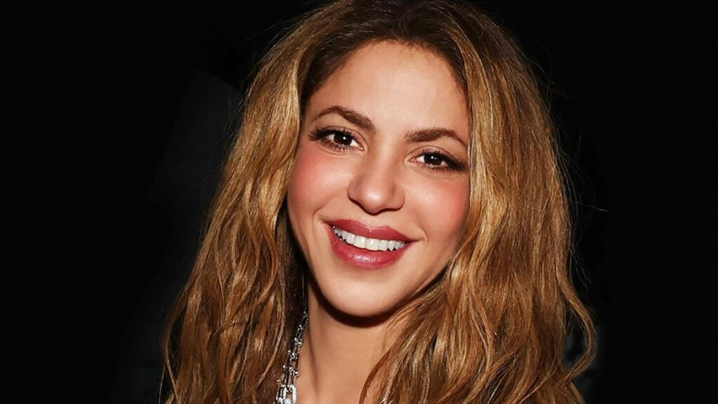 Shakira muestra sus habilidades en portugués mientras adelanta su gira récord