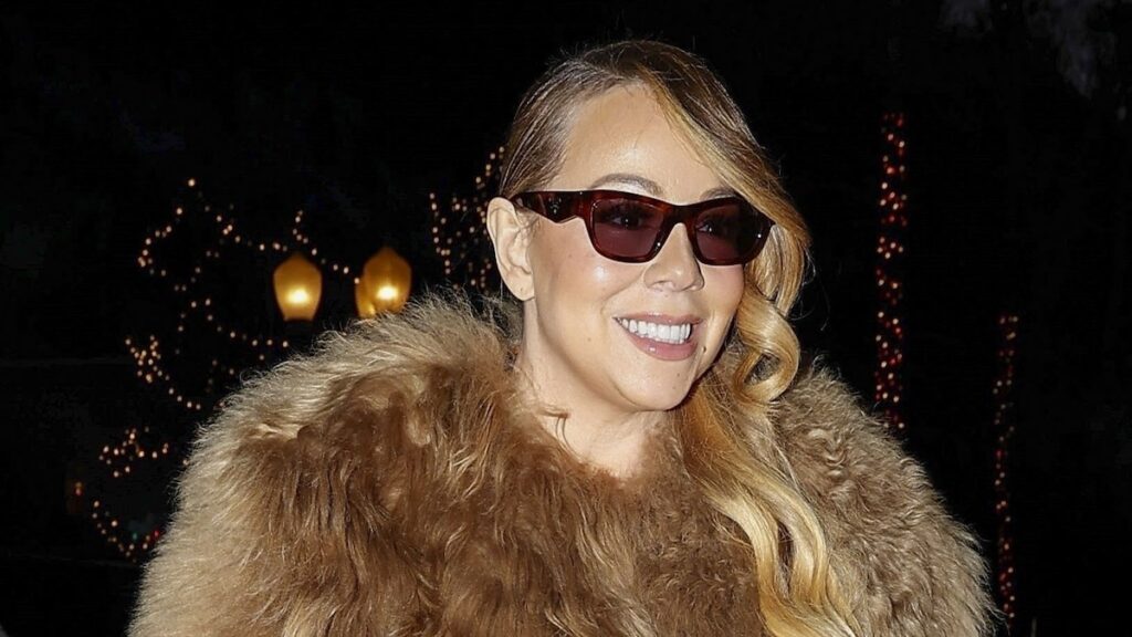 Mariah Carey luce un precioso abrigo de piel mientras desafía el frío de Aspen