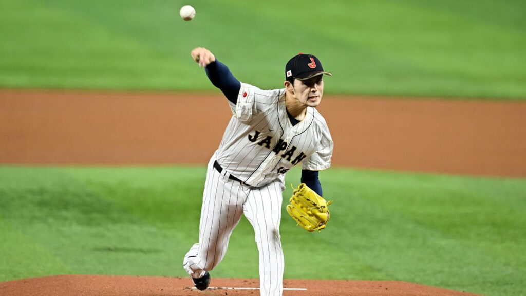 Así fue la reunión de los Yankees de dos horas con el japonés Roki Sasaki