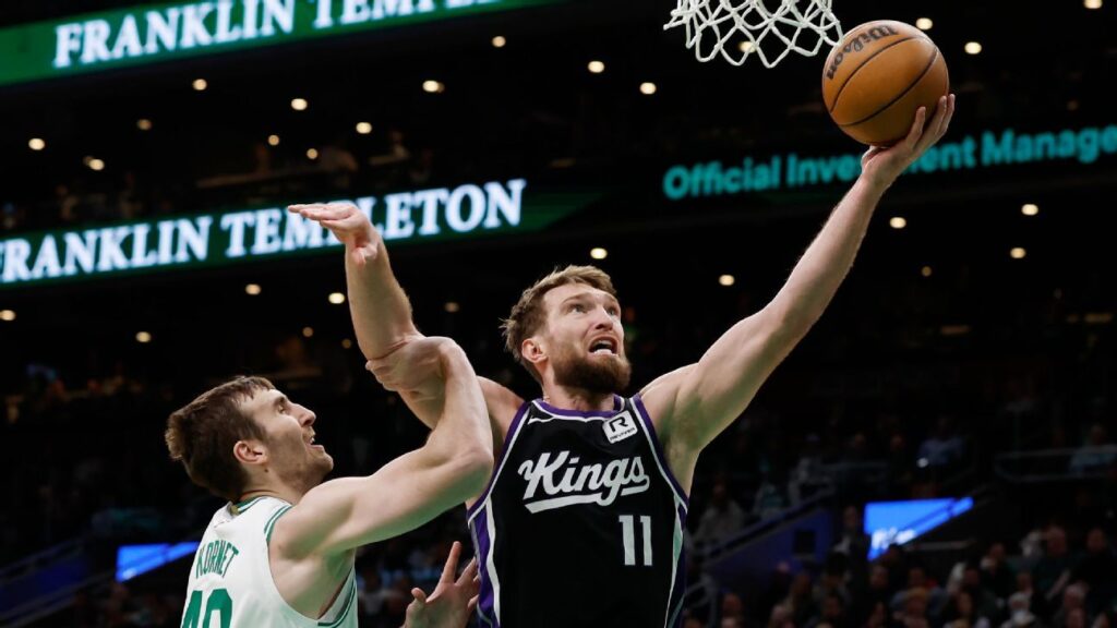 Domantas Sabonis cifra doble doble de 28 rebotes