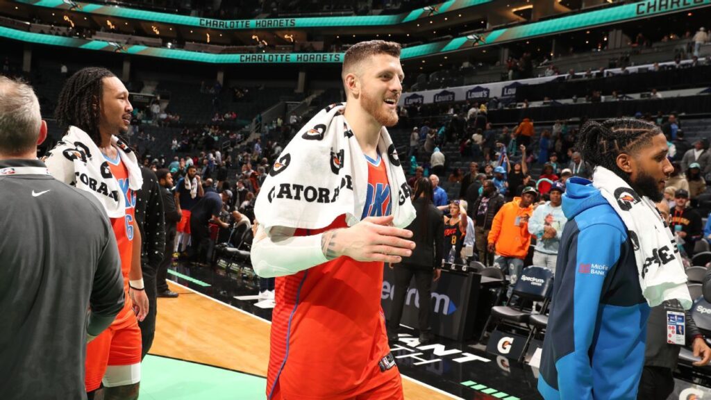 Isaiah Hartenstein (pantorrilla), baja al menos una semana