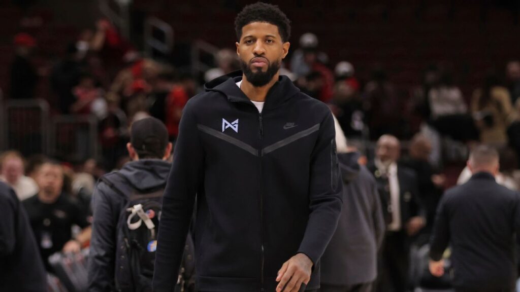 Paul George, Baja Contra Lakers; Será Reevaluado Pronto