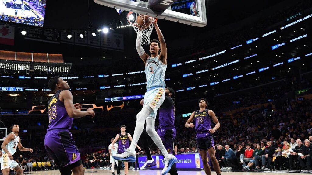 Perdieron los Lakers y ganaron los Clippers, en el regreso a la competencia de los equipos de Los Ángeles