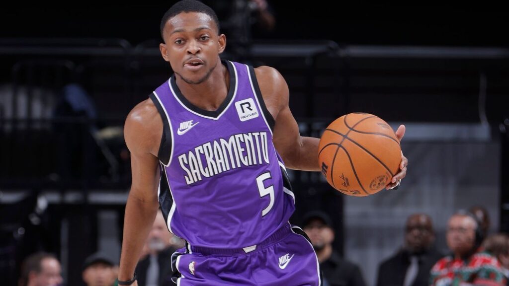 Kings iniciarán pláticas sobre cambio de De’Aaron Fox, fuentes