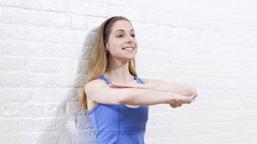 ¿Qué es el pilates de pared? 5 ejercicios con los que puedes empezar