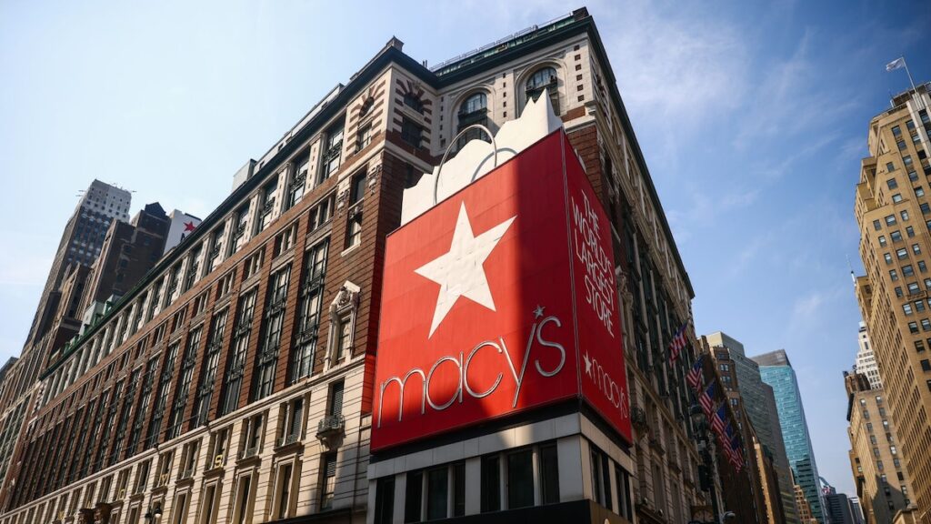 ¿Por qué Macy’s cerrará 66 tiendas más en 2025? Vea la lista completa de cierres